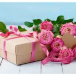 Best-10-gifts-for-flower-enthusiasts Fromyouflowers.pk-flowers-services-lahore